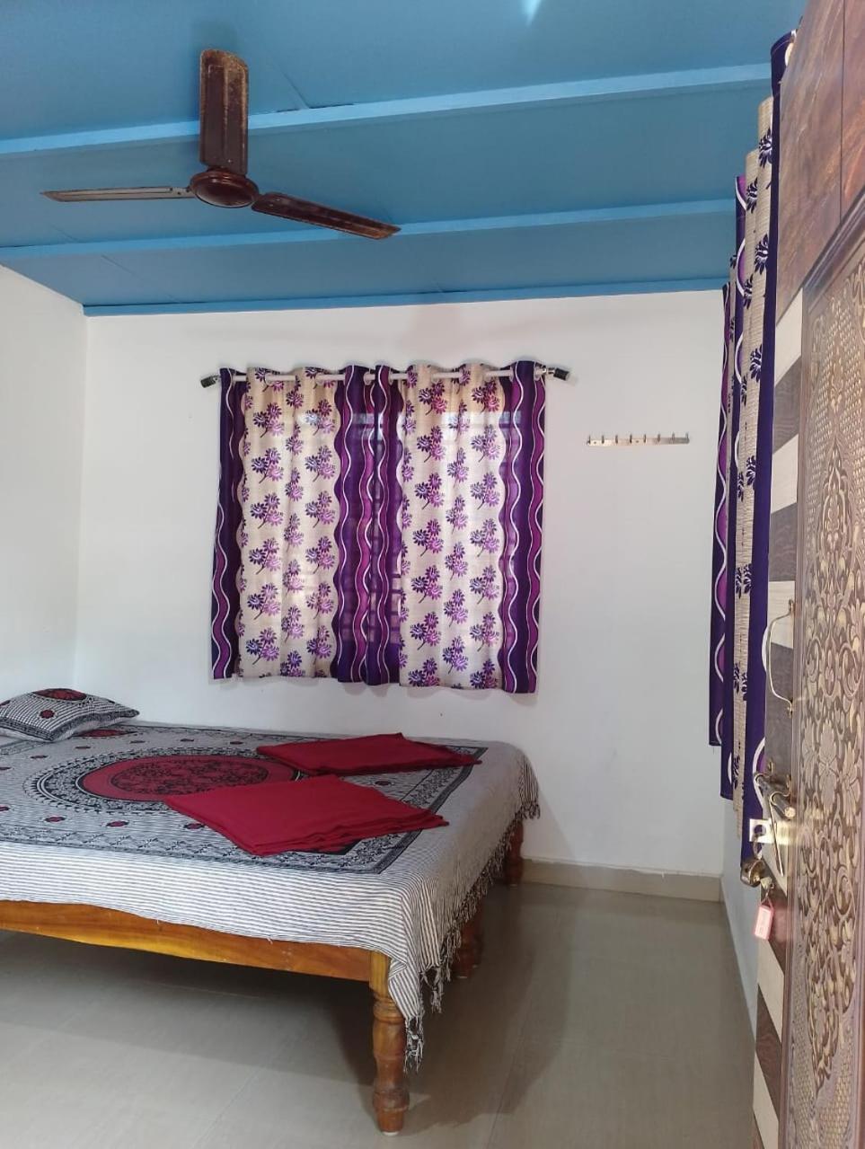 Gundappa Cafe Gokarna Kudle Beach Ngoại thất bức ảnh