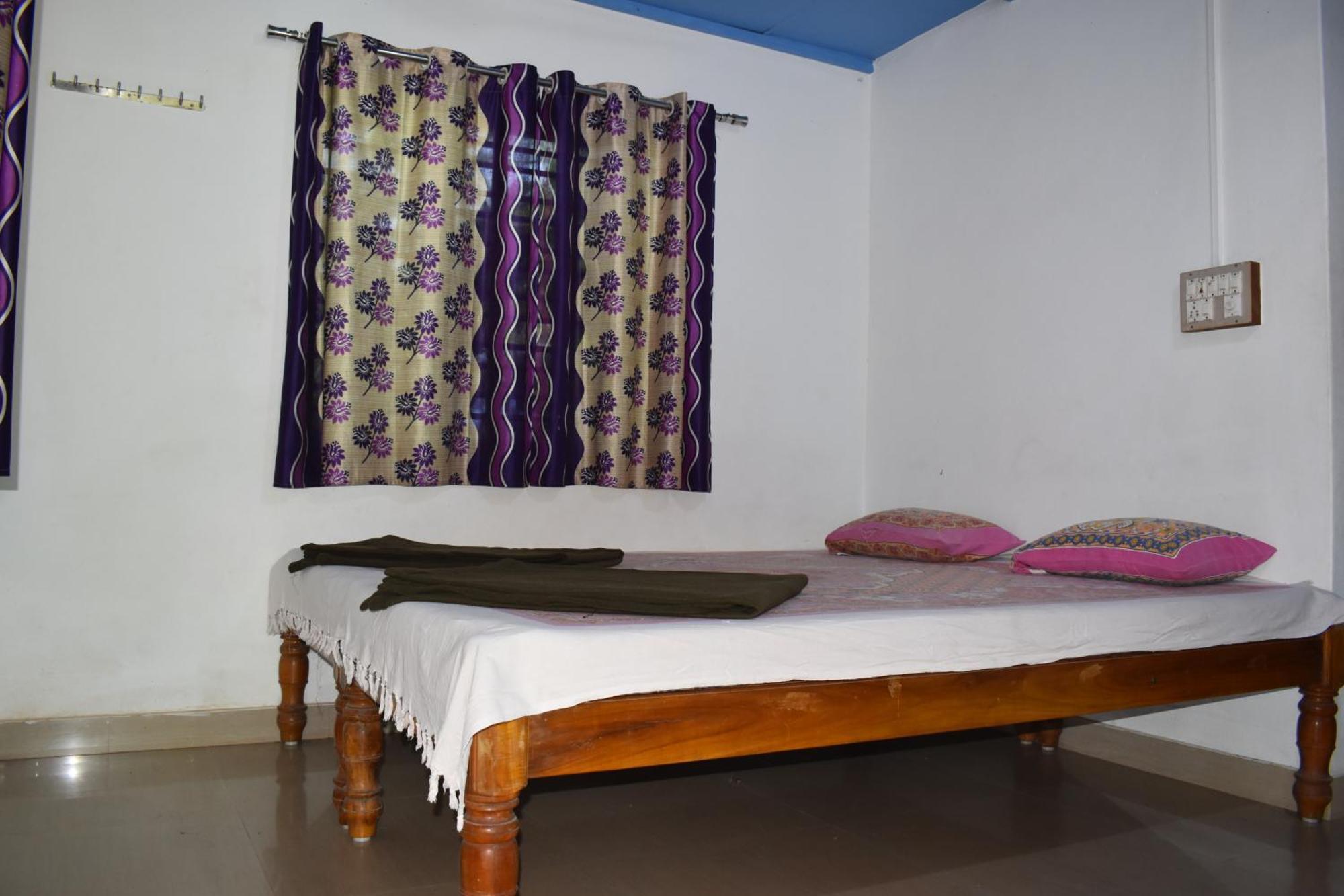 Gundappa Cafe Gokarna Kudle Beach Ngoại thất bức ảnh